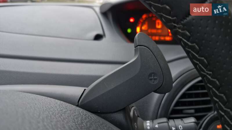 Мінівен Renault Modus 2007 в Чернігові