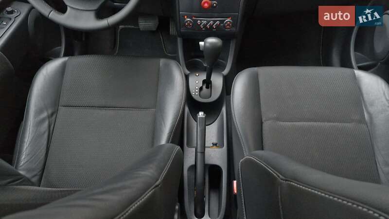 Мінівен Renault Modus 2007 в Чернігові