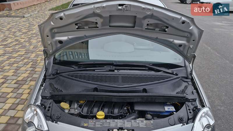 Мінівен Renault Modus 2007 в Чернігові