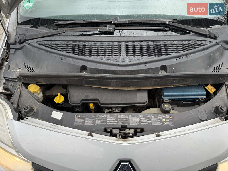 Хэтчбек Renault Modus 2008 в Черновцах