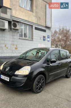Хэтчбек Renault Modus 2009 в Киеве