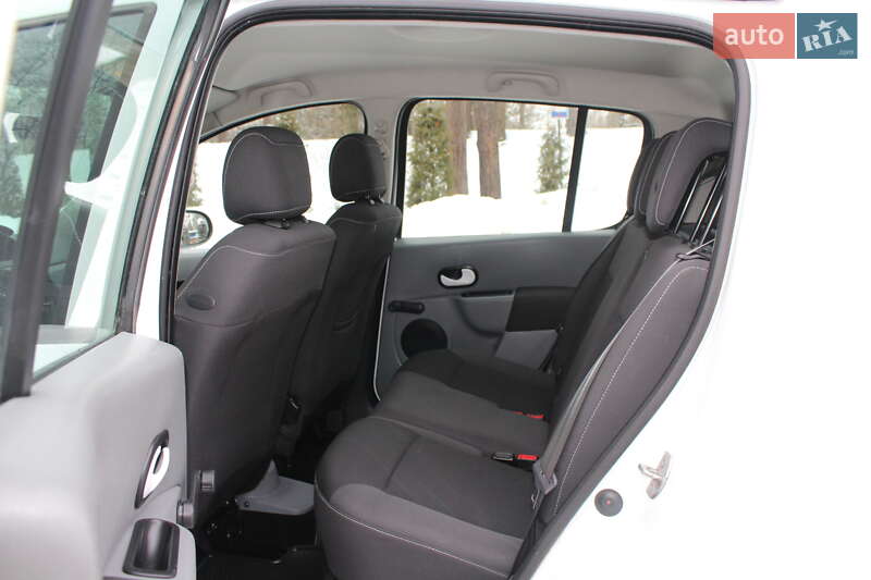 Хетчбек Renault Modus 2012 в Трускавці фото 70 Хетчбек Renault Modus 2012 в Трускавці