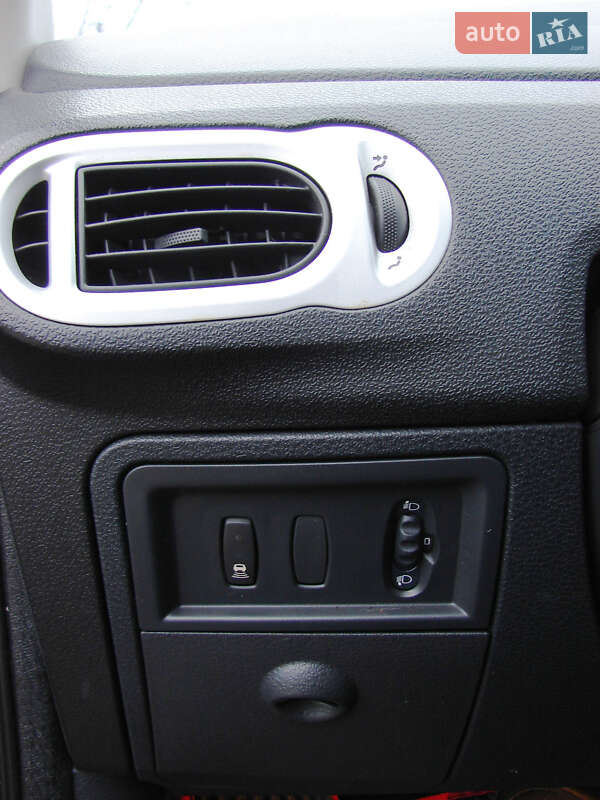 Хэтчбек Renault Modus 2009 в Одессе