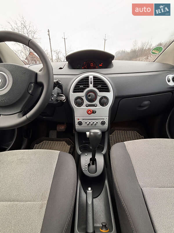 Хэтчбек Renault Modus 2009 в Надворной