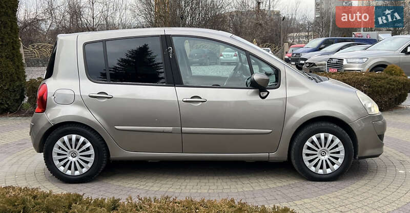 Хетчбек Renault Modus 2009 в Львові