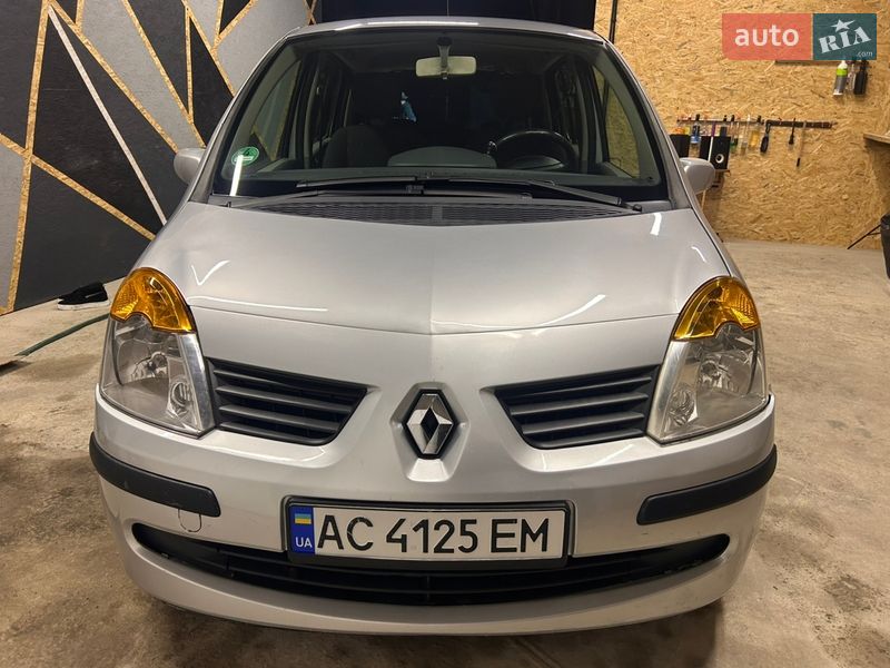 Хэтчбек Renault Modus 2006 в Луцке