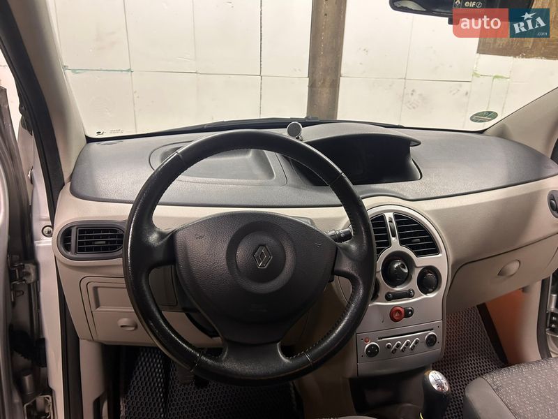 Хэтчбек Renault Modus 2006 в Луцке