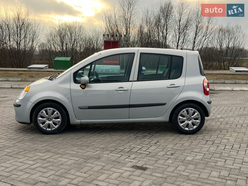 Хетчбек Renault Modus 2006 в Луцьку