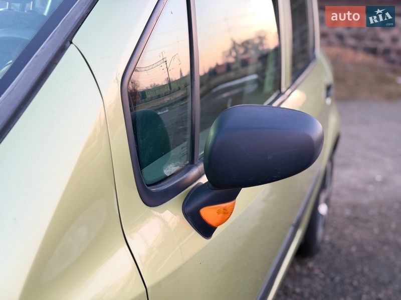 Хэтчбек Renault Modus 2005 в Бердичеве