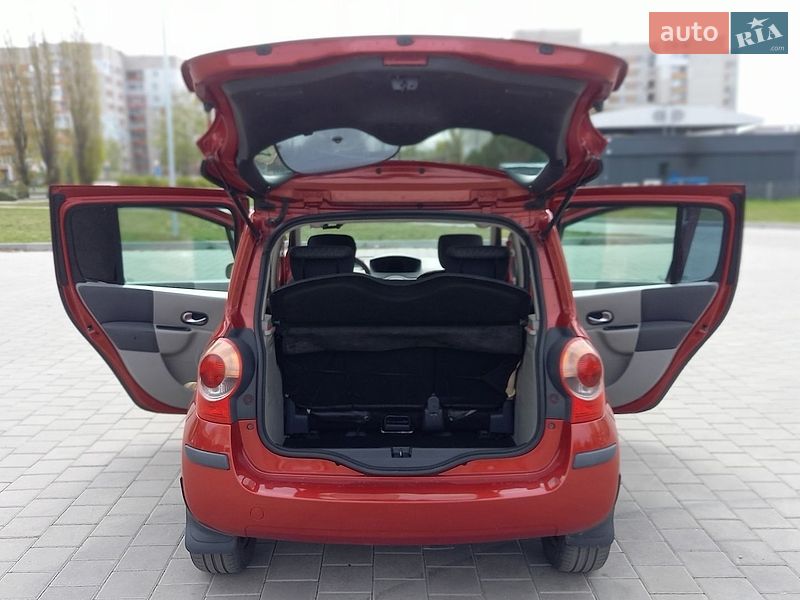 Хетчбек Renault Modus 2006 в Черкасах