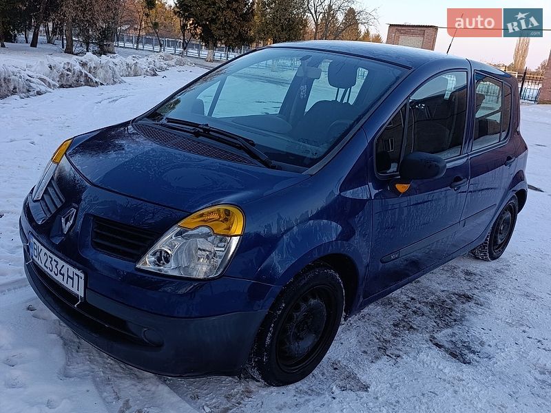 Хетчбек Renault Modus 2004 в Млиніві