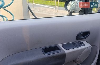 Хетчбек Renault Modus 2004 в Млиніві