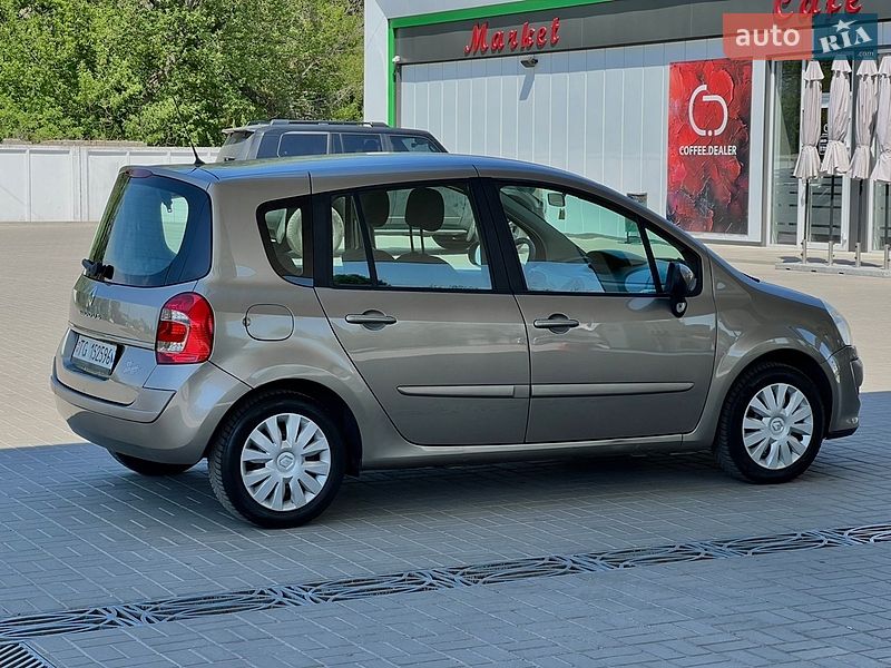Хэтчбек Renault Modus 2012 в Житомире