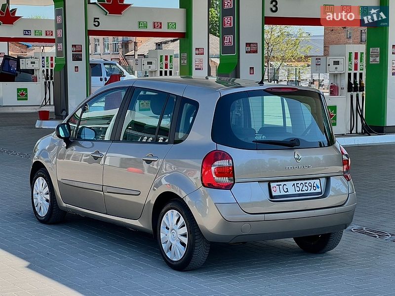 Хэтчбек Renault Modus 2012 в Житомире