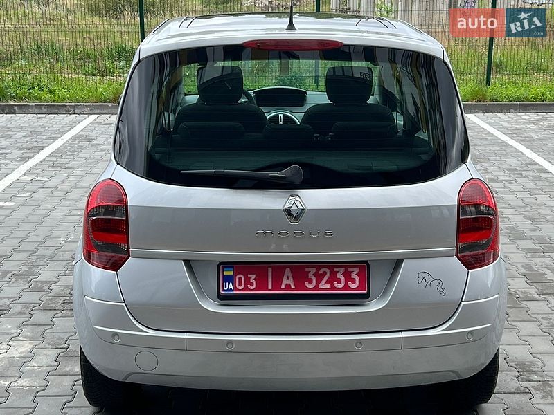 Хэтчбек Renault Modus 2009 в Луцке
