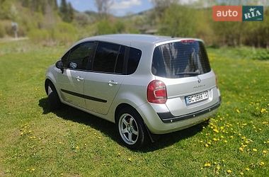 Хэтчбек Renault Modus 2010 в Львове