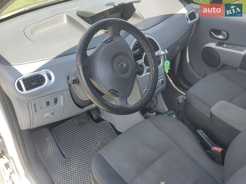 Хэтчбек Renault Modus 2010 в Львове