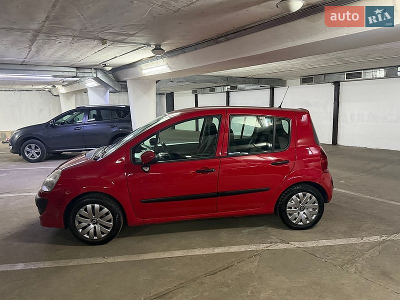 Хэтчбек Renault Modus 2008 в Днепре