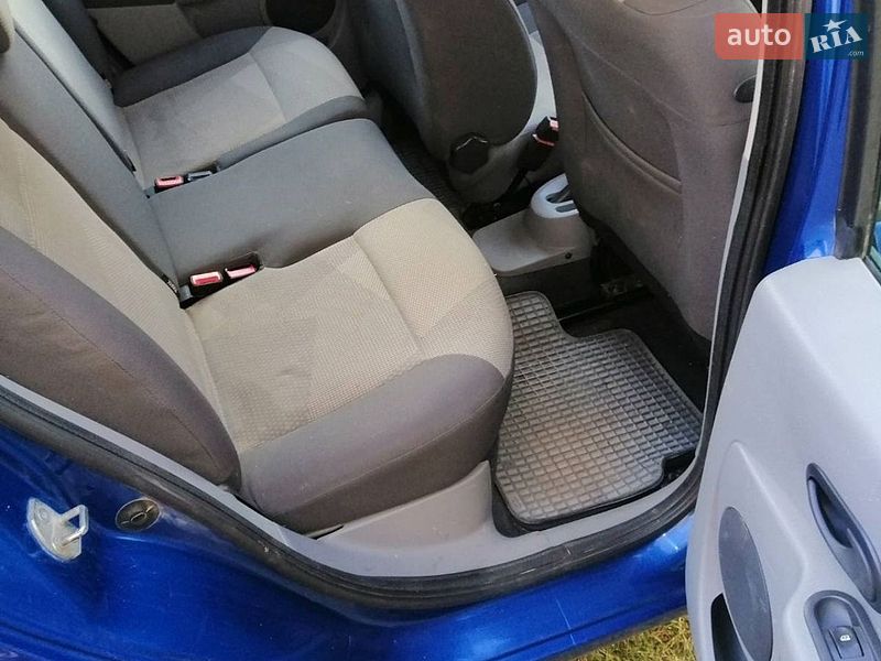 Хэтчбек Renault Modus 2007 в Луцке
