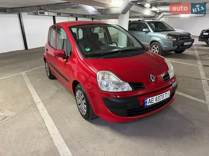 Хэтчбек Renault Modus 2008 в Днепре