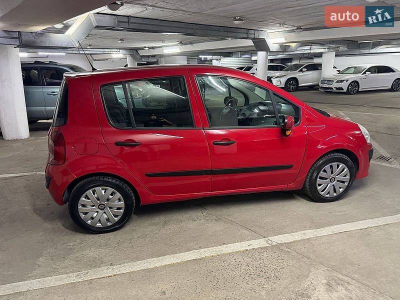 Хэтчбек Renault Modus 2008 в Днепре