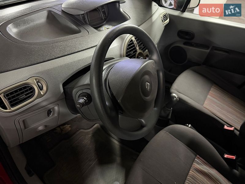 Хэтчбек Renault Modus 2008 в Днепре