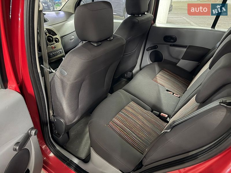 Хэтчбек Renault Modus 2008 в Днепре