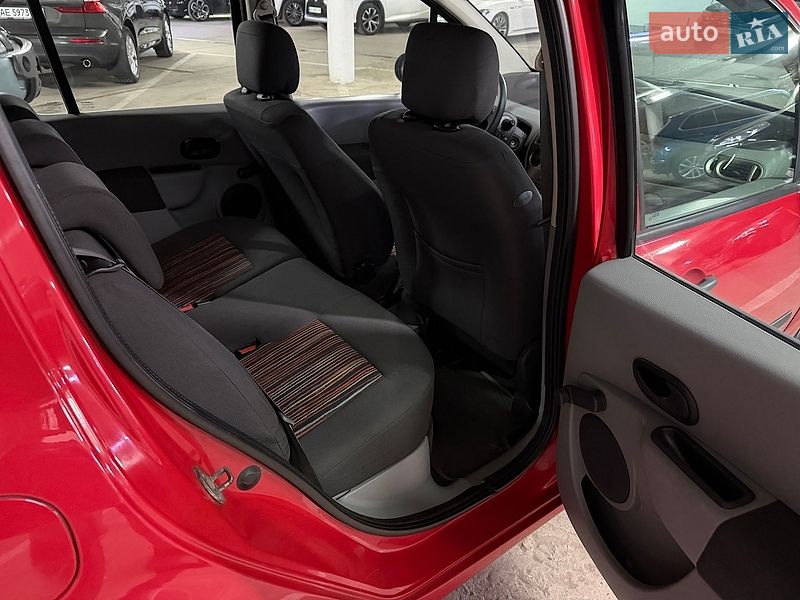 Хэтчбек Renault Modus 2008 в Днепре
