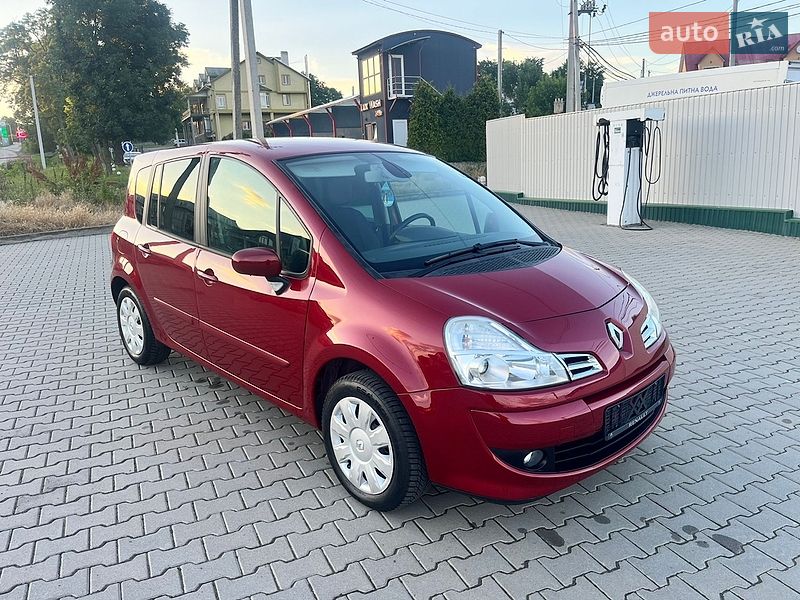 Хетчбек Renault Modus 2011 в Чернівцях
