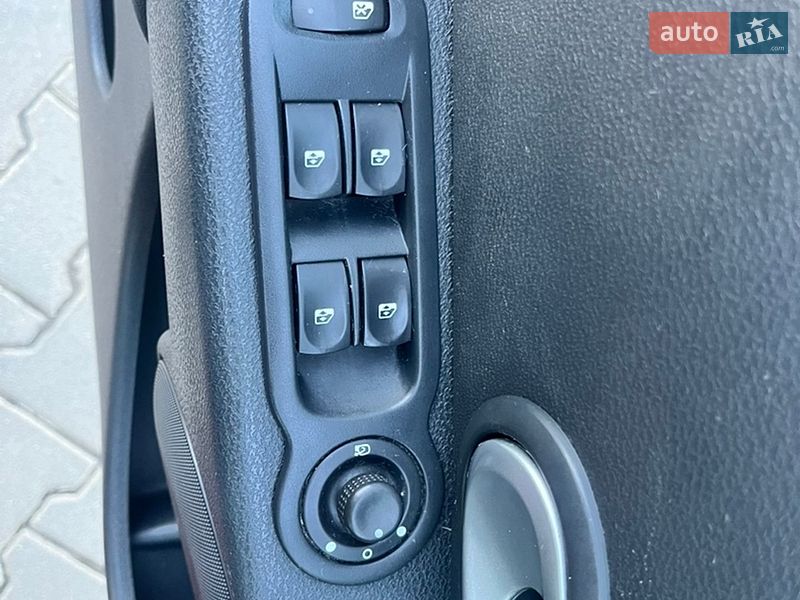 Хэтчбек Renault Modus 2011 в Черновцах