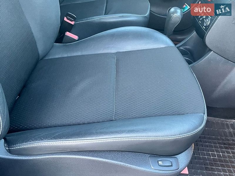 Хетчбек Renault Modus 2011 в Чернівцях