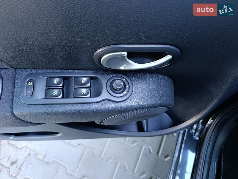 Хетчбек Renault Modus 2010 в Полтаві фото 31 Хетчбек Renault Modus 2010 в Полтаві