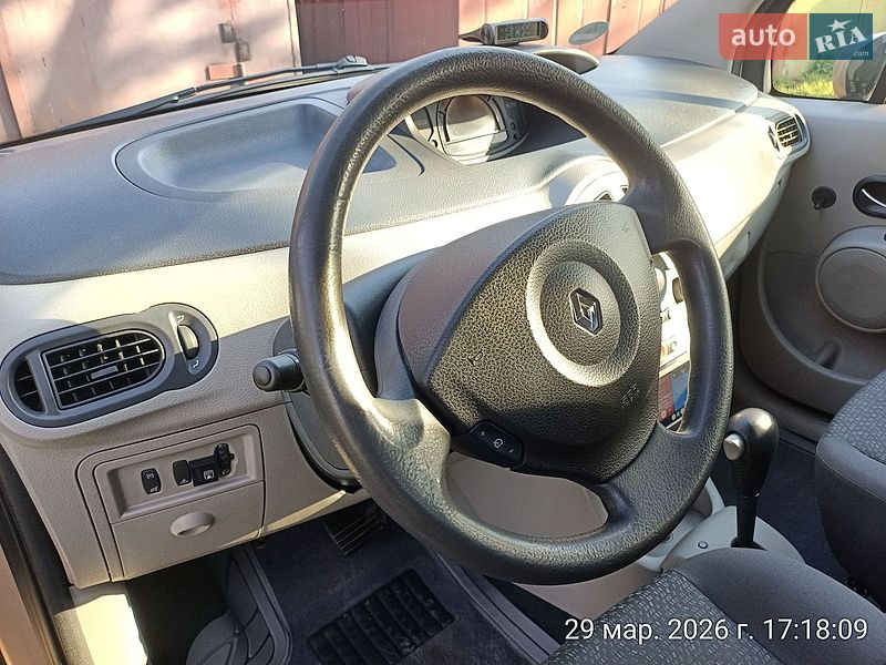 Хэтчбек Renault Modus 2005 в Кривом Роге