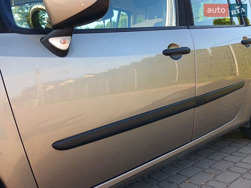Хэтчбек Renault Modus 2008 в Николаеве