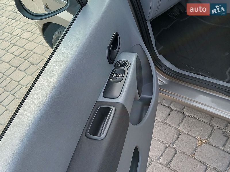 Хэтчбек Renault Modus 2008 в Николаеве