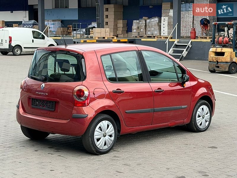 Хетчбек Renault Modus 2006 в Рівному