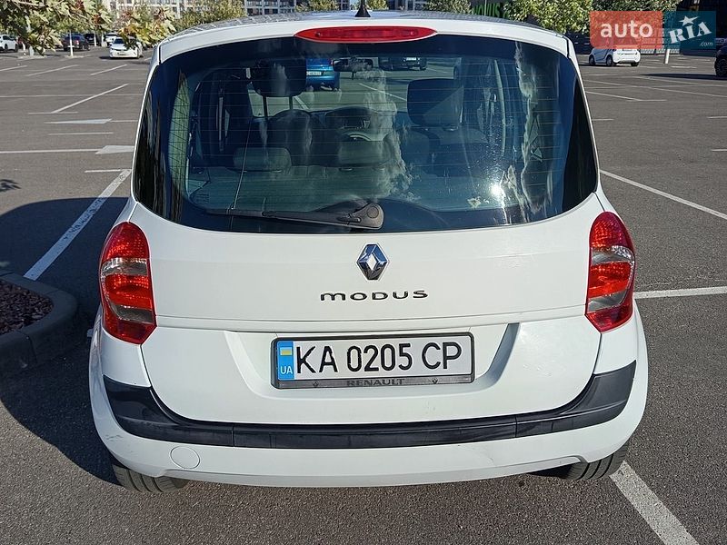 Хэтчбек Renault Modus 2008 в Киеве