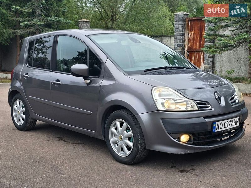 Хетчбек Renault Modus 2008 в Трускавці