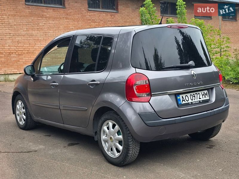 Хетчбек Renault Modus 2008 в Трускавці