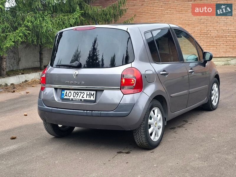 Хэтчбек Renault Modus 2008 в Трускавце