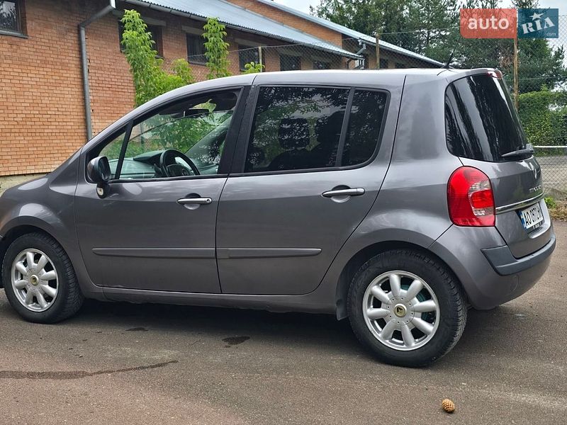 Хетчбек Renault Modus 2008 в Трускавці