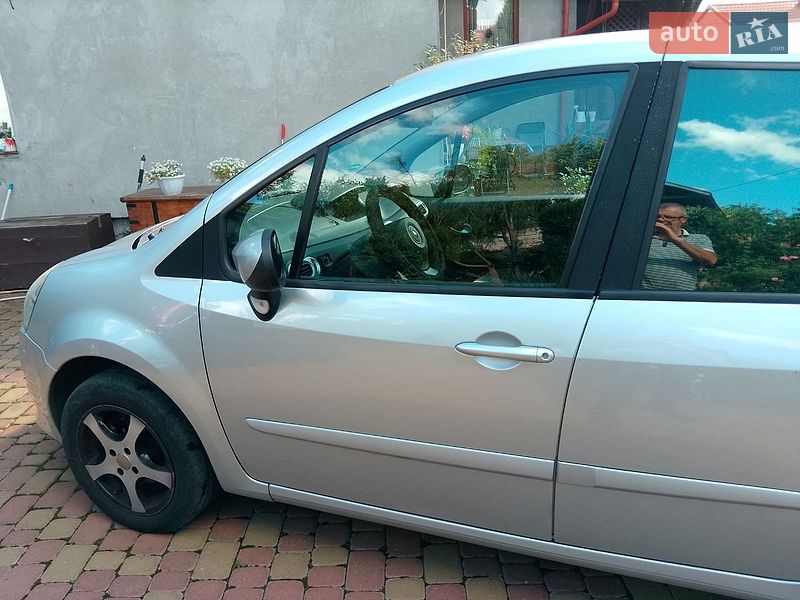 Хетчбек Renault Modus 2009 в Львові