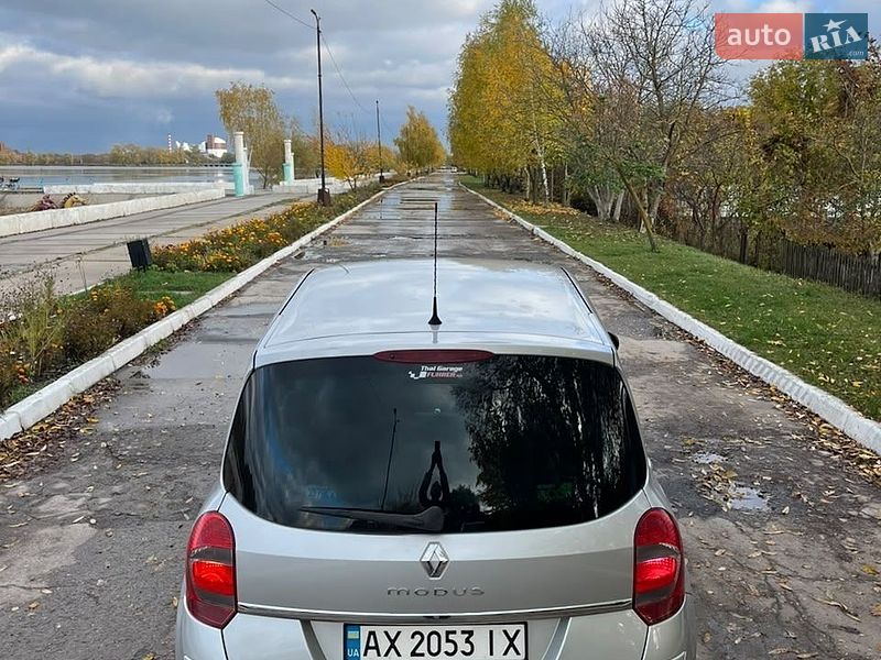 Хэтчбек Renault Modus 2011 в Староконстантинове
