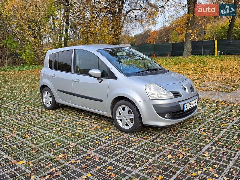 Хэтчбек Renault Modus 2008 в Киеве