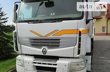 Тягач Renault Premium 2012 в Львове