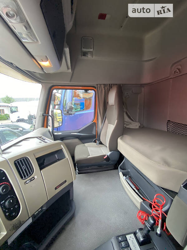 Тягач Renault Premium 2011 в Ужгороде
