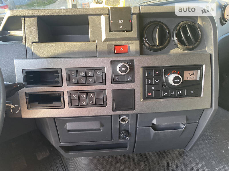 Тягач Renault Premium 2016 в Львові фото 6 Тягач Renault Premium 2016 в Львові