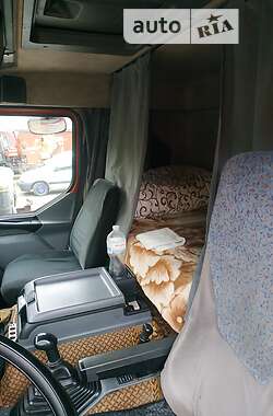 Вантажний фургон Renault Premium 2002 в Вінниці