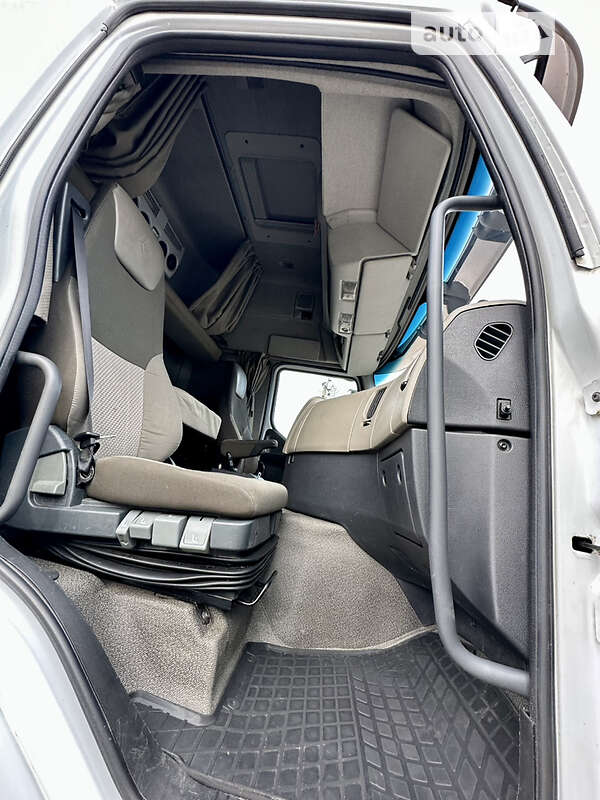 Тягач Renault Premium 2010 в Иванкове