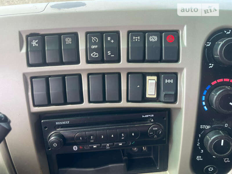 Тягач Renault Premium 2012 в Тячеві